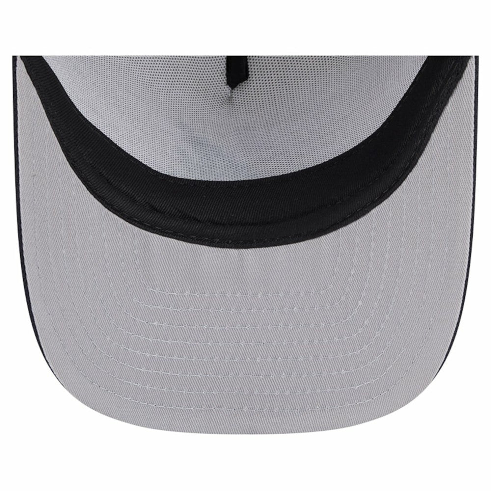 Atlanta Braves Banner A-Frame 9FIFTY Trucker Snapback Hat - Cream/Navy | New Era