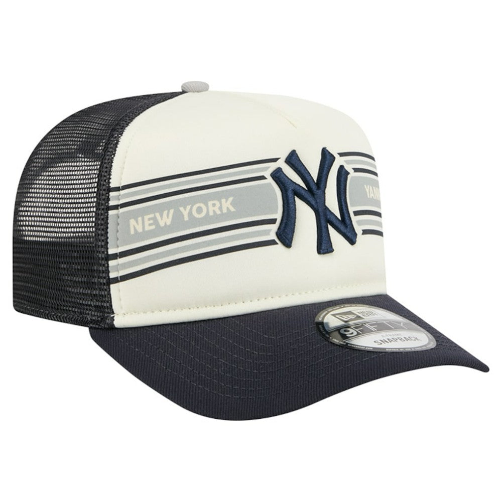 New York Yankees Banner A-Frame 9FIFTY Trucker Snapback Hat - Cream/Navy | New Era