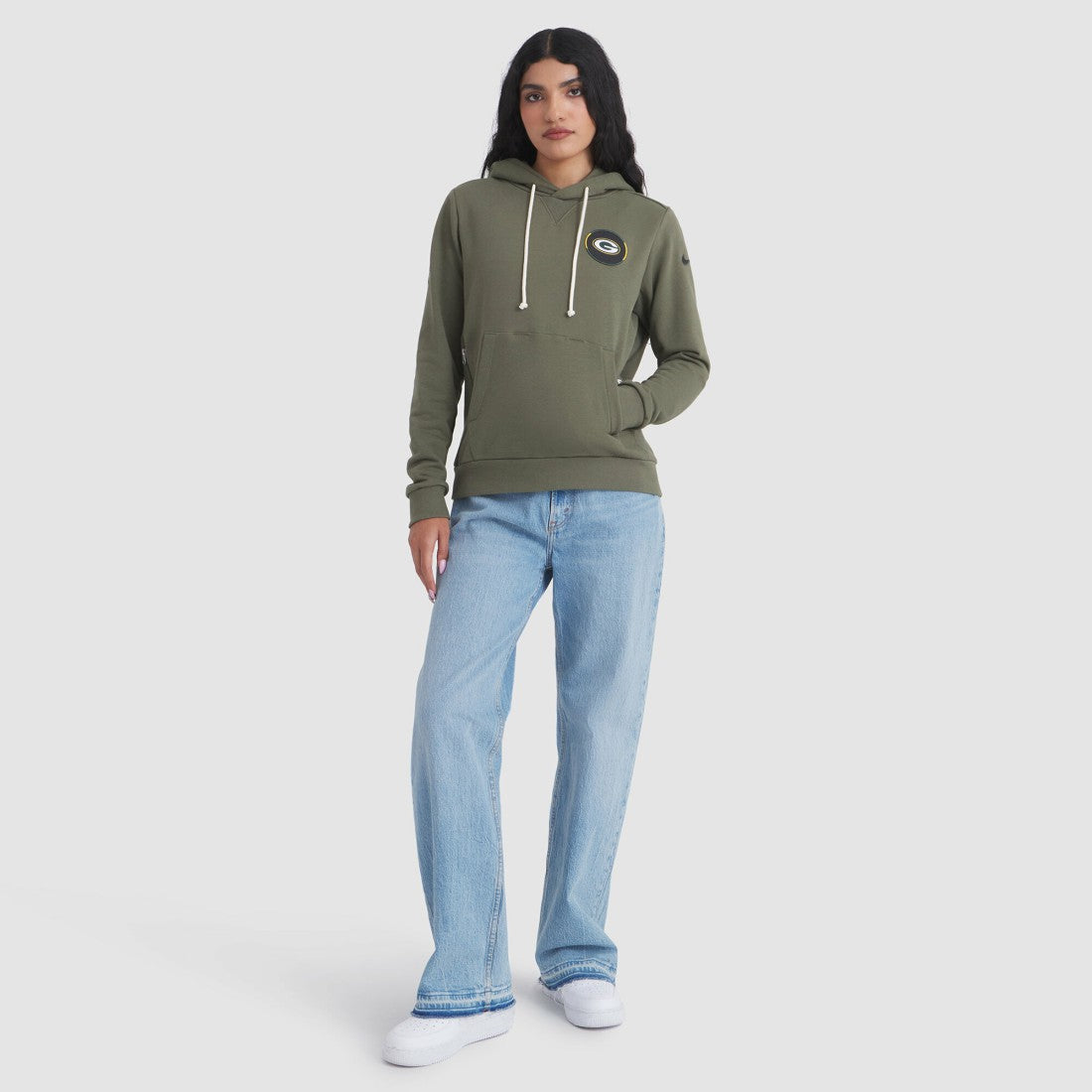Green Bay Packers Women's 2025 Salute to Service Sideline Standard Issue Dri-FIT Hoodie - Olive | Nike online