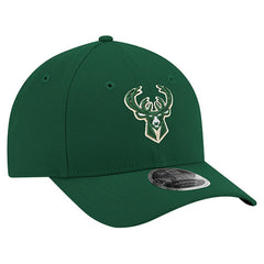 Milwaukee Bucks 9FORTY Stock M-Crown Adjustable Hat - Hunter Green | New Era shop