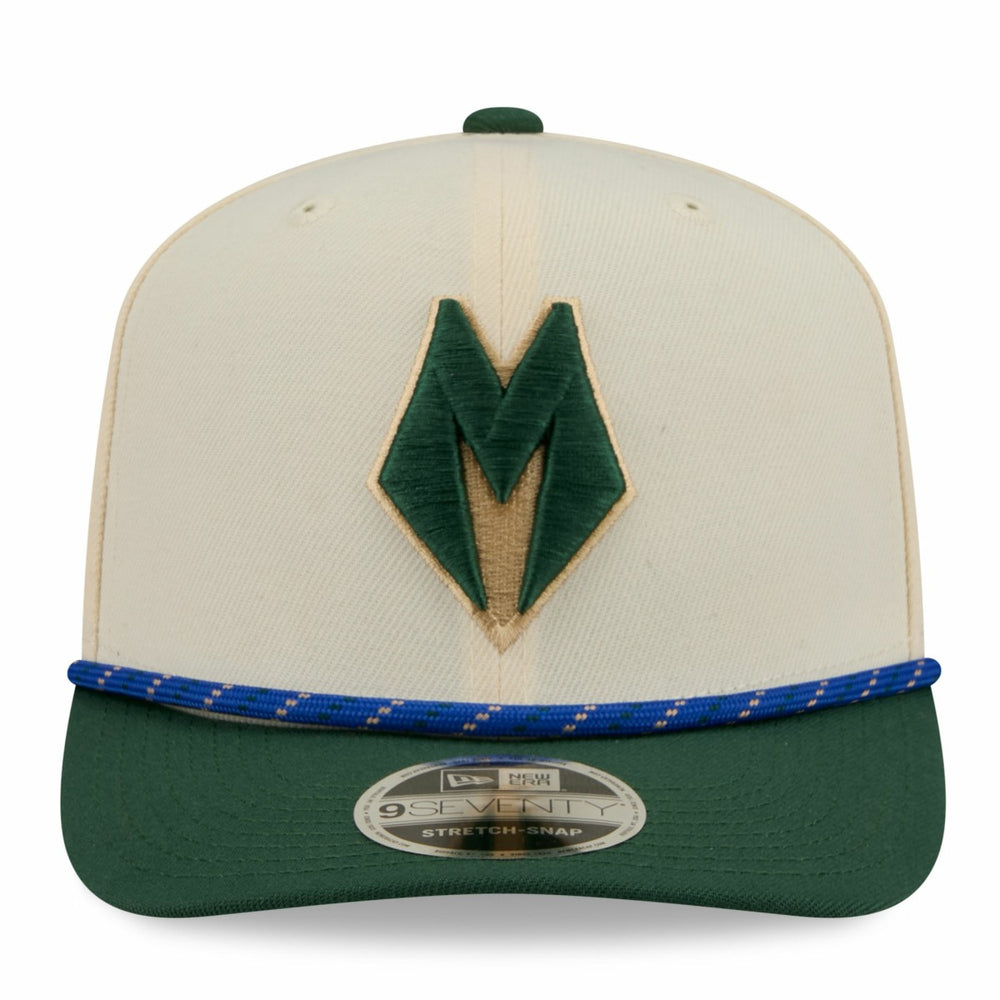 Milwaukee Bucks 2025/26 City Edition 9SEVENTY Adjustable Hat - Cream/Hunter Green | New Era for sale