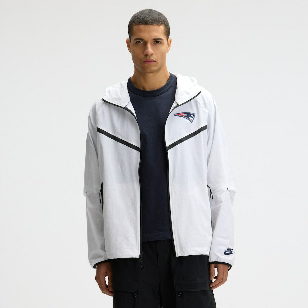 New England Patriots 2025 Rivalries Collection Tech Raglan Full-Zip Jacket - White | Nike online