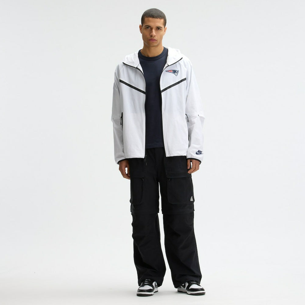 New England Patriots 2025 Rivalries Collection Tech Raglan Full-Zip Jacket - White | Nike online