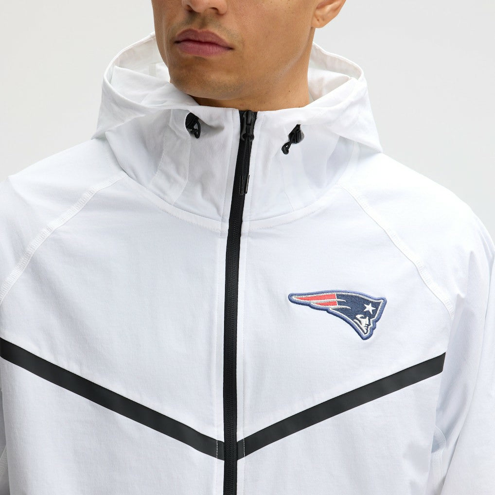 New England Patriots 2025 Rivalries Collection Tech Raglan Full-Zip Jacket - White | Nike online