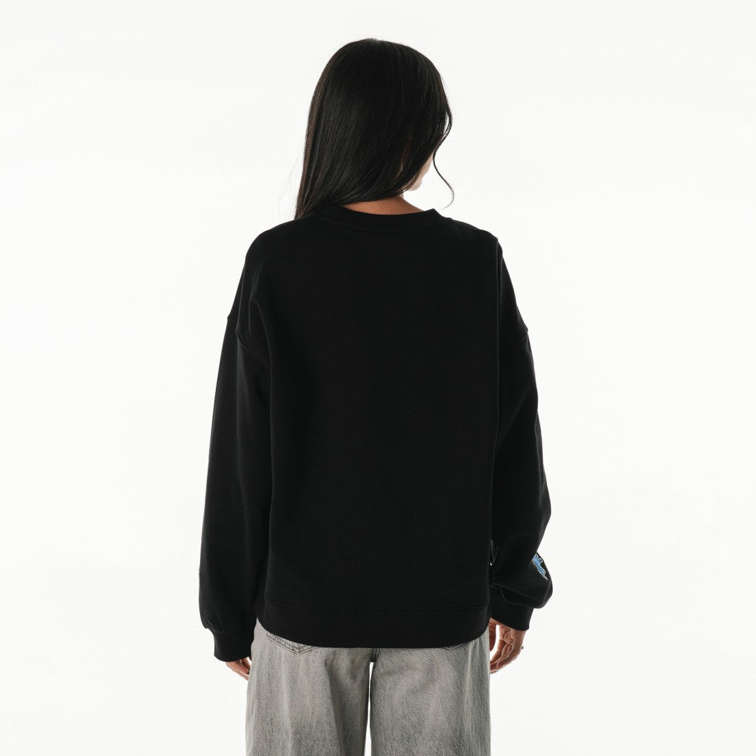 Detroit Lions The Wild Collective Women's Rock Crystal Oversized Crewneck Sweatshirt - Black outlet