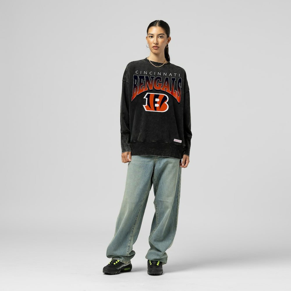 Cincinnati Bengals Women's Delineate Mineral Wash Crewneck Sweatshirt - Black cheap