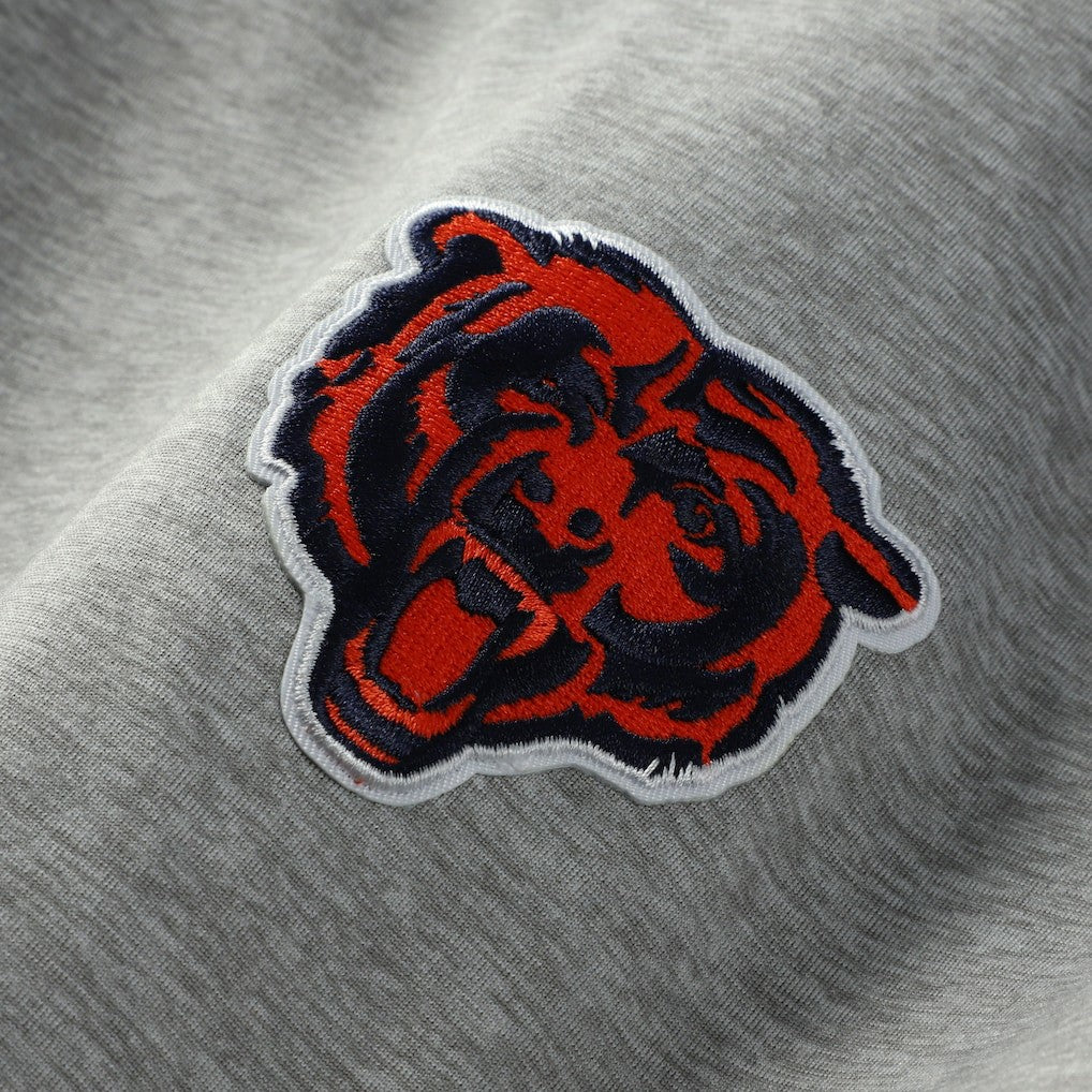 Chicago Bears Antigua Urgent Pullover Hoodie - Heather Gray/Navy discount