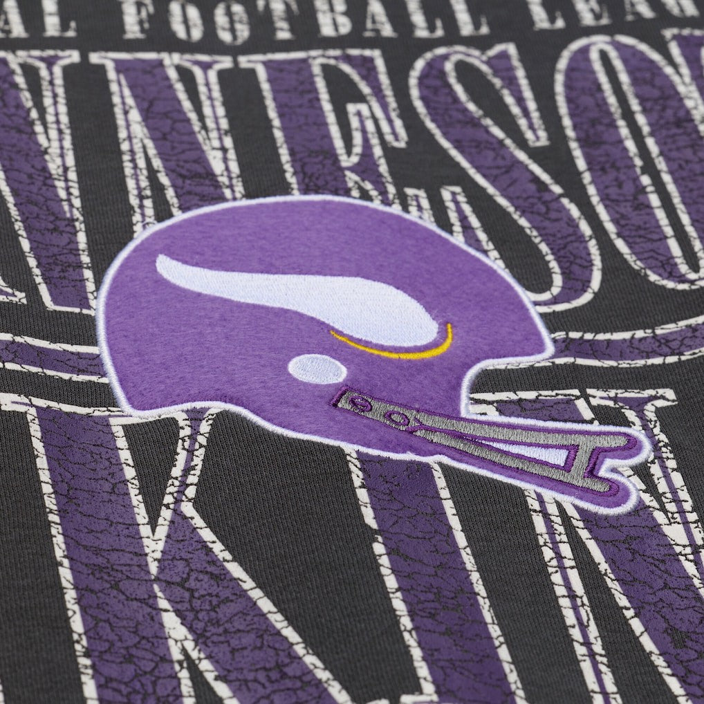 Minnesota Vikings Downtown Crew Vintage Logo Sweatshirt - Black cheap