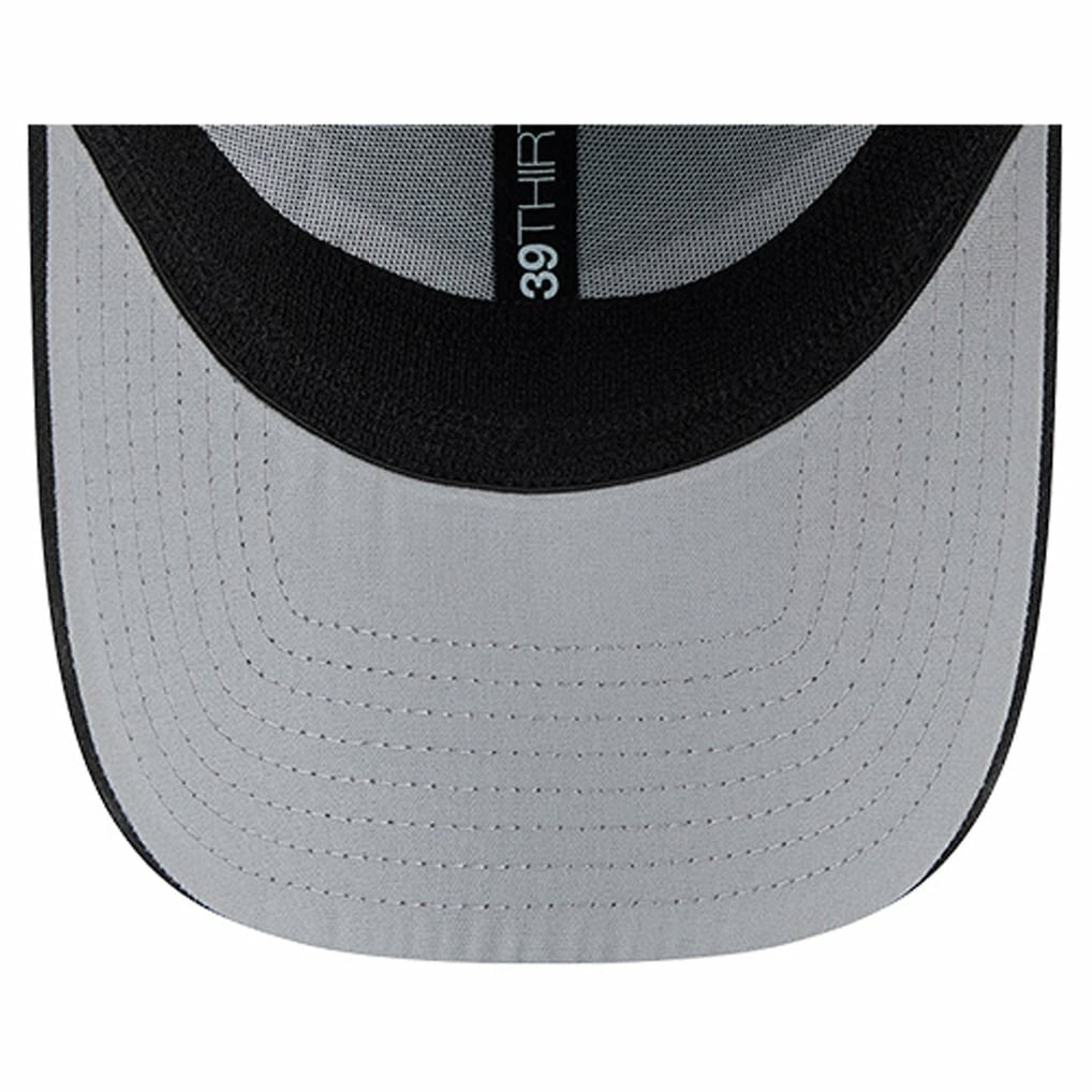 Las Vegas Raiders New Era Stripes 39THIRTY Flex Hat - Black on sale