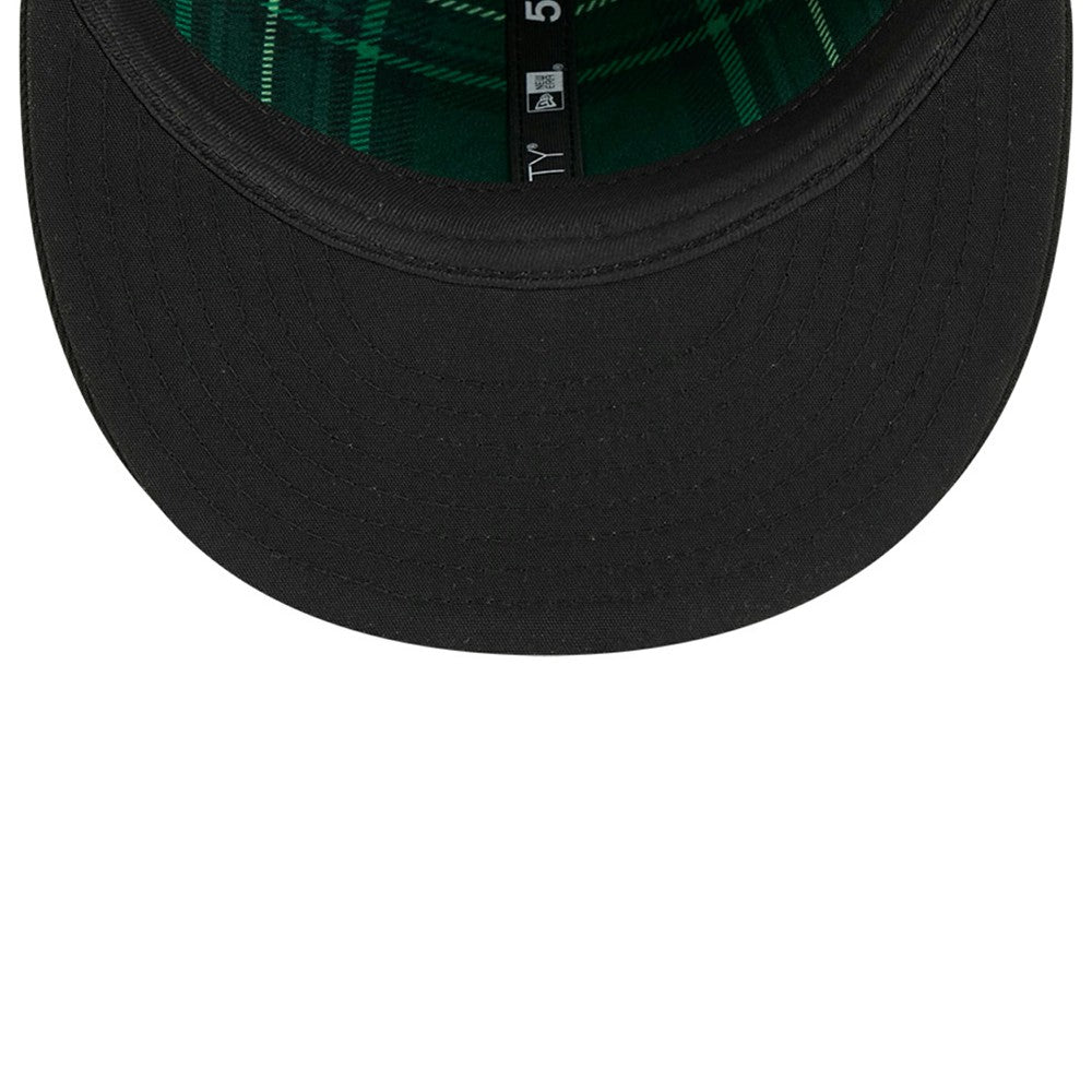 Milwaukee Brewers 2026 St. Patrick's Day 59FIFTY Fitted Hat - Black | New Era