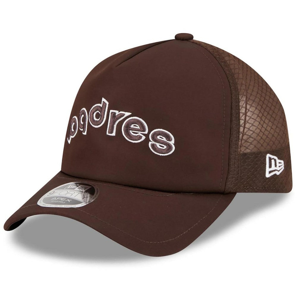 San Diego Padres 2026 Batting Practice Alternate Apex 9FORTY Adjustable Hat - Brown | New Era