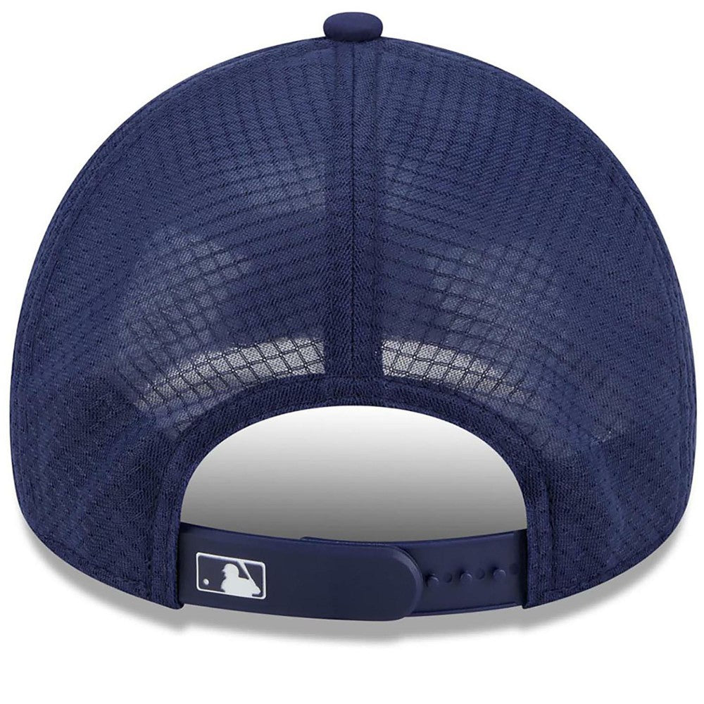 Milwaukee Brewers 2026 Batting Practice Alternate Apex 9FORTY Adjustable Hat - Navy | New Era