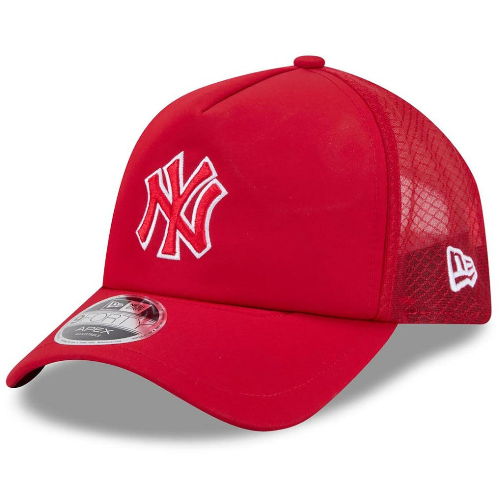 New York Yankees 2026 Batting Practice Alternate Apex 9FORTY Adjustable Hat - Red | New Era