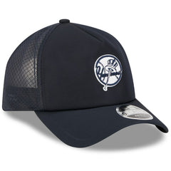 New York Yankees 2026 Batting Practice Alternate Apex 9FORTY Adjustable Hat - Navy | New Era