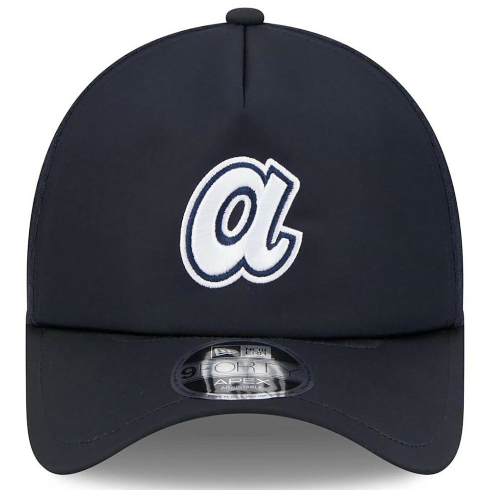 Atlanta Braves 2026 Batting Practice Alternate Apex 9FORTY Adjustable Hat - Navy | New Era