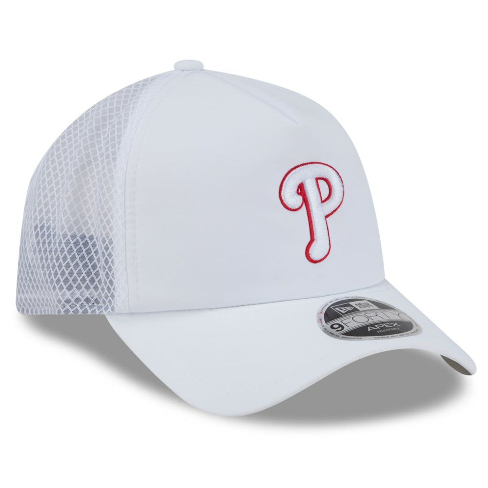 Philadelphia Phillies 2026 Batting Practice Apex 9FORTY Adjustable Trucker Hat - White | New Era