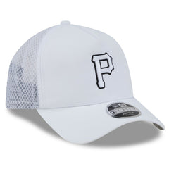 Pittsburgh Pirates 2026 Batting Practice Apex 9FORTY Adjustable Trucker Hat - White | New Era