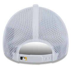 Pittsburgh Pirates 2026 Batting Practice Apex 9FORTY Adjustable Trucker Hat - White | New Era