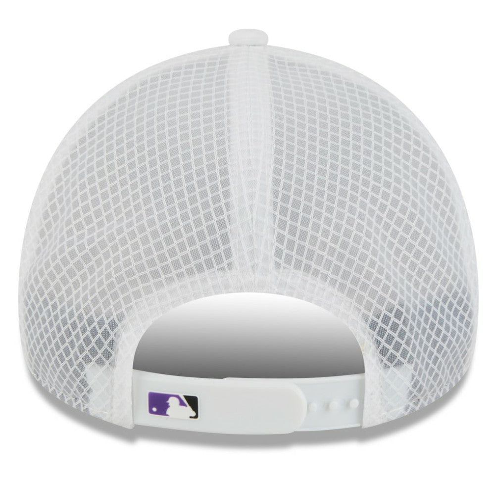 Colorado Rockies 2026 Batting Practice Apex 9FORTY Adjustable Trucker Hat - White | New Era