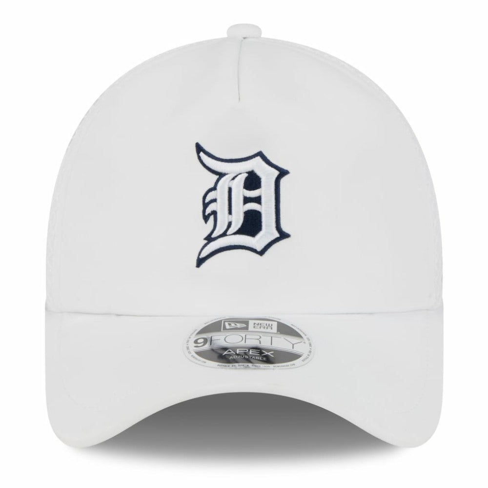 Detroit Tigers 2026 Batting Practice Apex 9FORTY Adjustable Trucker Hat - White | New Era