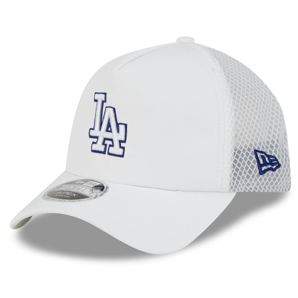 Los Angeles Dodgers 2026 Batting Practice Apex 9FORTY Adjustable Trucker Hat - White | New Era