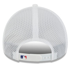 Los Angeles Dodgers 2026 Batting Practice Apex 9FORTY Adjustable Trucker Hat - White | New Era