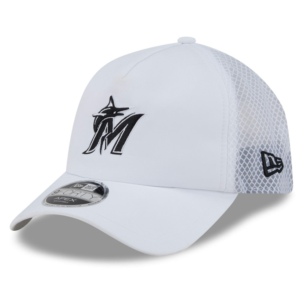 Miami Marlins 2026 Batting Practice Apex 9FORTY Adjustable Trucker Hat - White | New Era