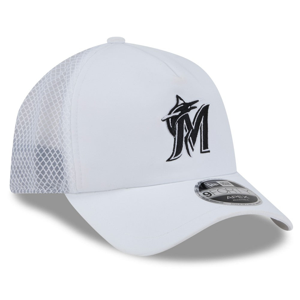 Miami Marlins 2026 Batting Practice Apex 9FORTY Adjustable Trucker Hat - White | New Era