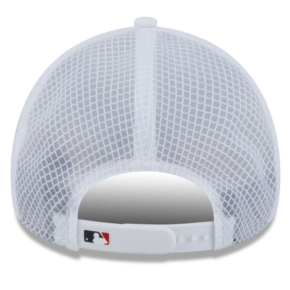Minnesota Twins 2026 Batting Practice Apex 9FORTY Adjustable Trucker Hat - White | New Era