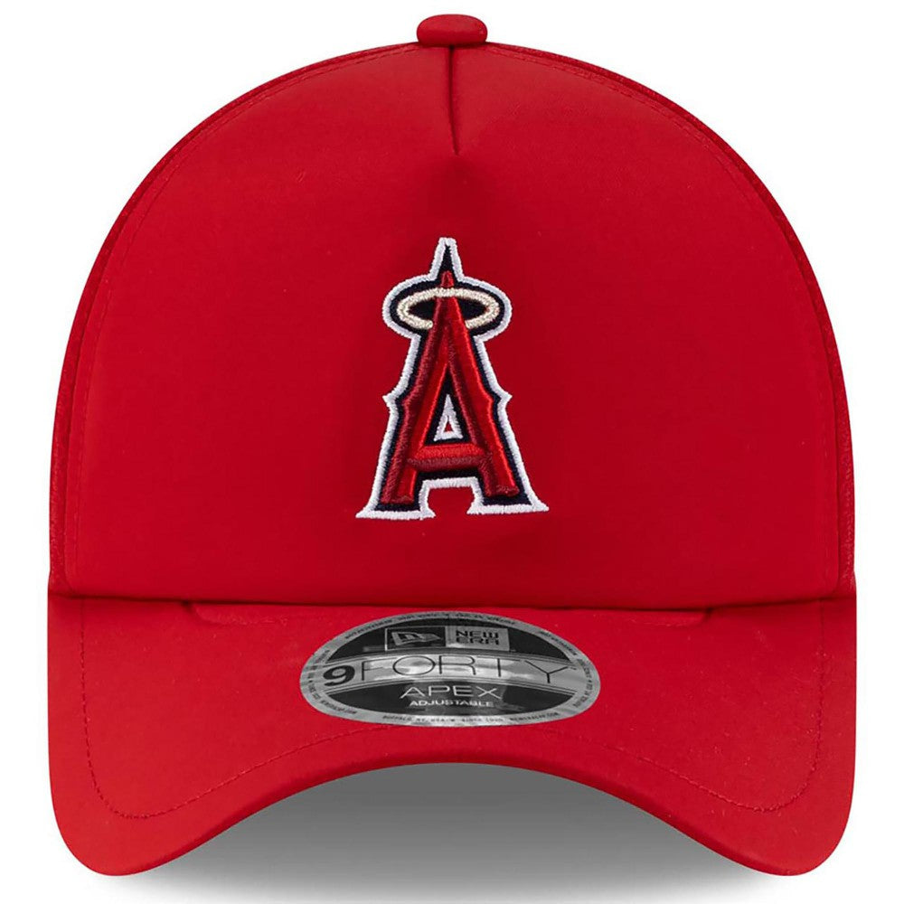 Los Angeles Angels 2026 Batting Practice Apex 9FORTY Adjustable Trucker Hat - Red | New Era