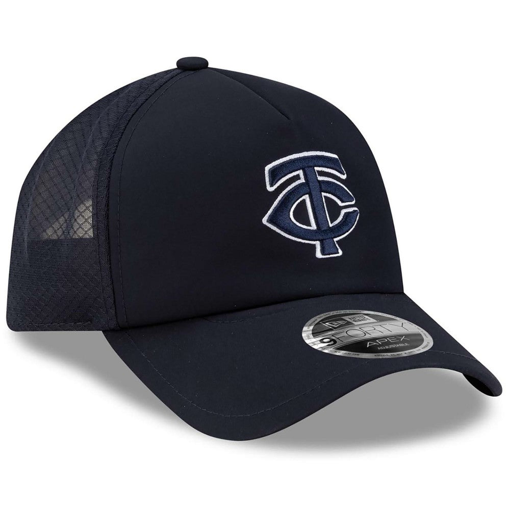 Minnesota Twins 2026 Batting Practice Apex 9FORTY Adjustable Trucker Hat - Navy | New Era