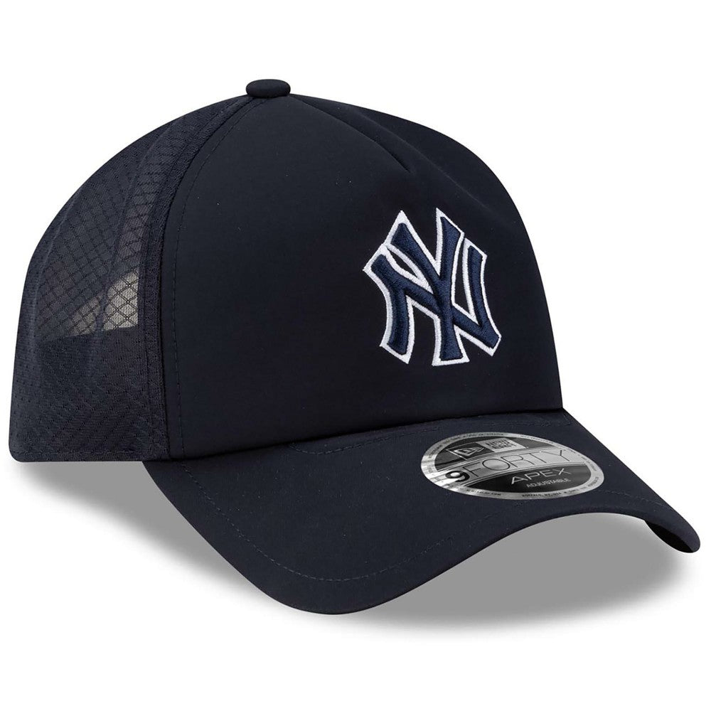 New York Yankees 2026 Batting Practice Apex 9FORTY Adjustable Trucker Hat - Navy | New Era