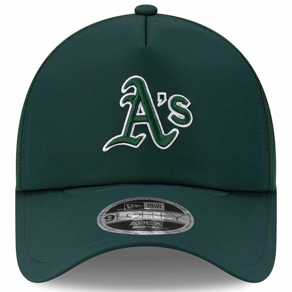 Athletics 2026 Batting Practice Apex 9FORTY Adjustable Trucker Hat - Green | New Era