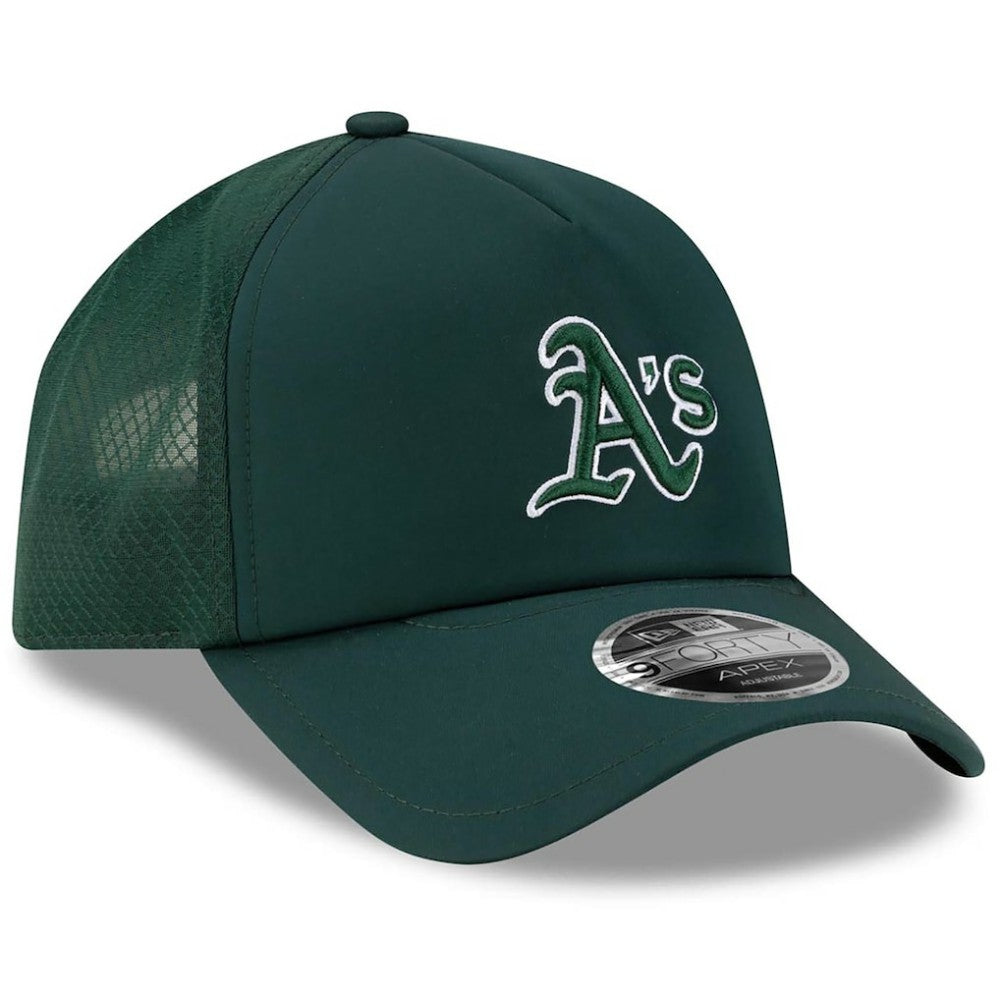 Athletics 2026 Batting Practice Apex 9FORTY Adjustable Trucker Hat - Green | New Era