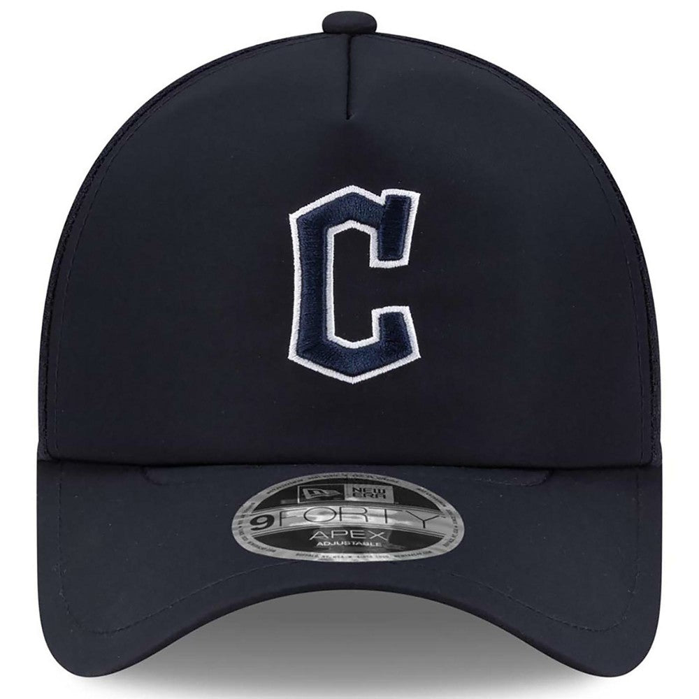 Cleveland Guardians 2026 Batting Practice Apex 9FORTY Adjustable Trucker Hat - Navy | New Era