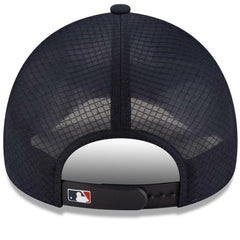 Cleveland Guardians 2026 Batting Practice Apex 9FORTY Adjustable Trucker Hat - Navy | New Era