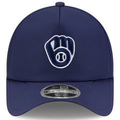Milwaukee Brewers 2026 Batting Practice Apex 9FORTY Adjustable Trucker Hat - Navy | New Era