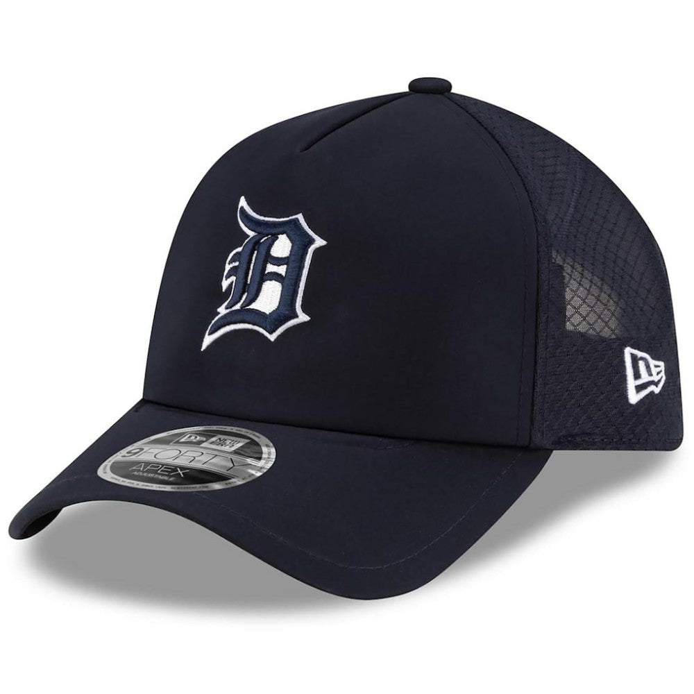 Detroit Tigers 2026 Batting Practice Apex 9FORTY Adjustable Trucker Hat - Navy | New Era
