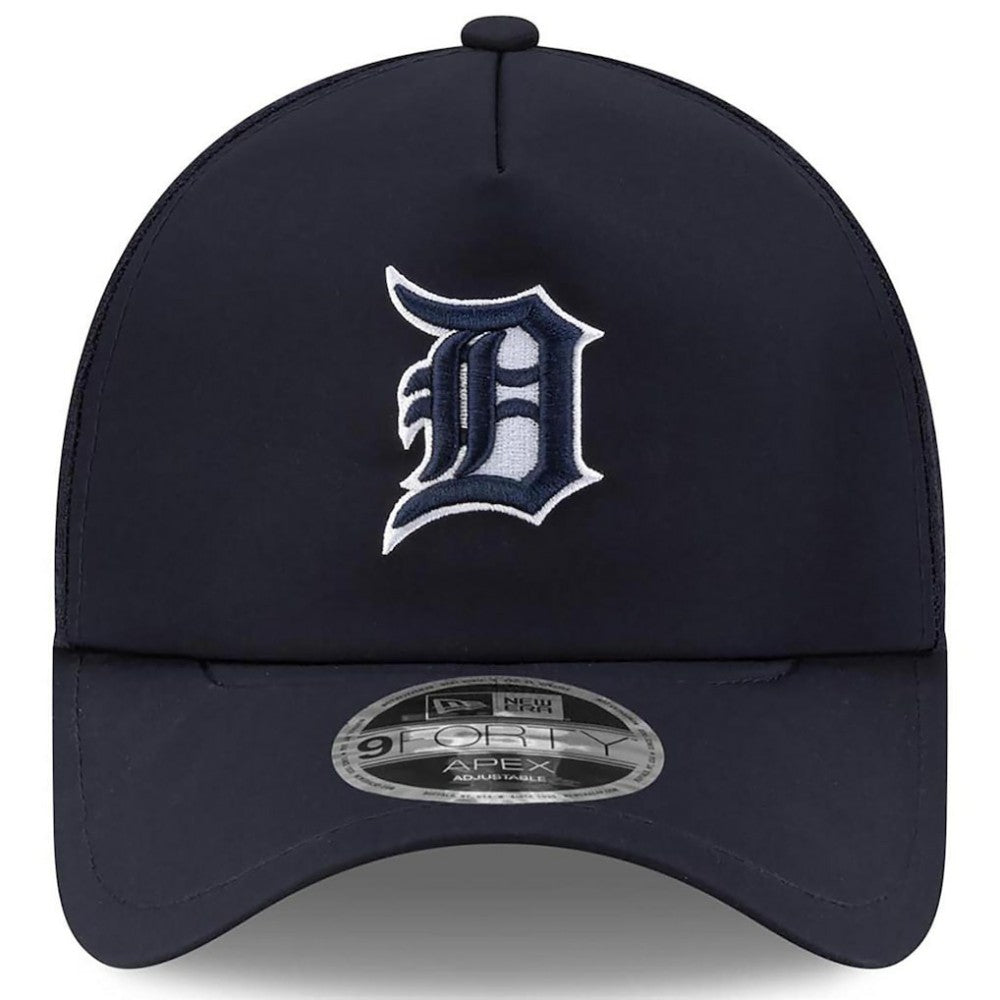 Detroit Tigers 2026 Batting Practice Apex 9FORTY Adjustable Trucker Hat - Navy | New Era