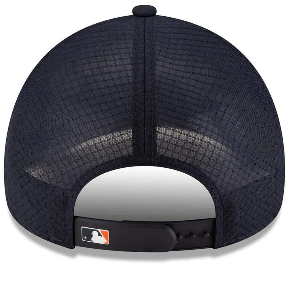 Houston Astros 2026 Batting Practice Apex 9FORTY Adjustable Trucker Hat - Navy | New Era