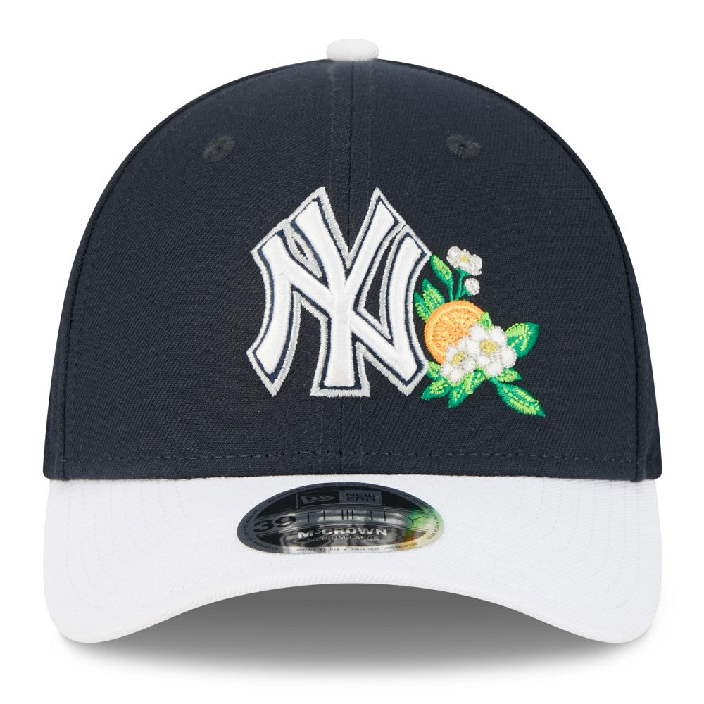 New York Yankees 2026 Spring Training M-Crown 39THIRTY Flex Hat - Navy/White | New Era