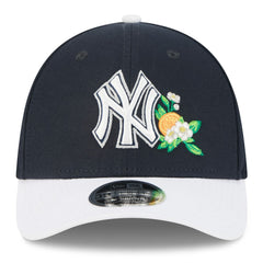New York Yankees 2026 Spring Training M-Crown 39THIRTY Flex Hat - Navy/White | New Era