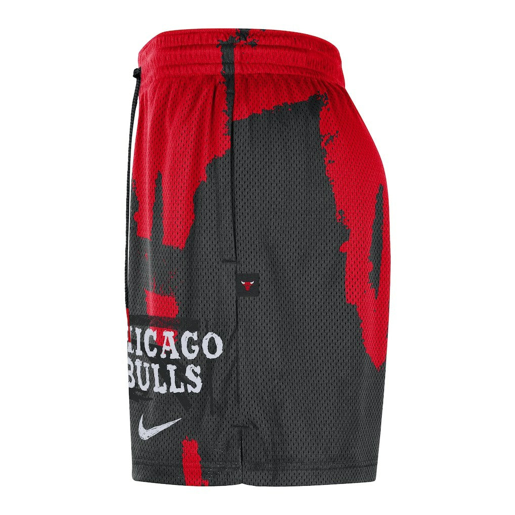 Chicago Bulls Courtside Club Dri-FIT Practice Shorts - Black/Red | Nike online