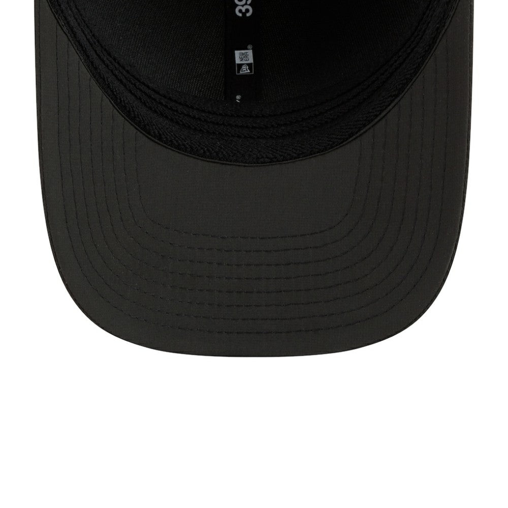 Pittsburgh Pirates 2026 Clubhouse M-Crown 39THIRTY Flex Hat - Black | New Era