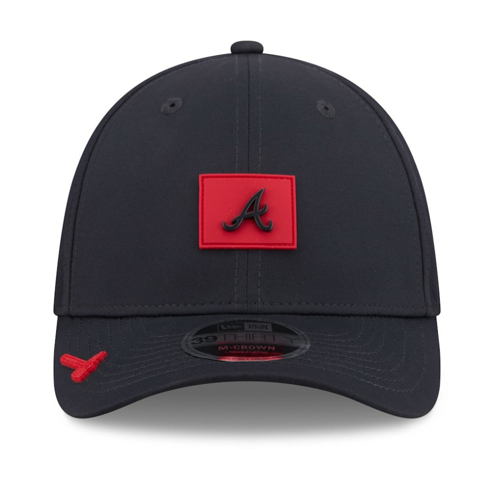 Atlanta Braves 2026 Clubhouse M-Crown 39THIRTY Flex Hat - Navy | New Era