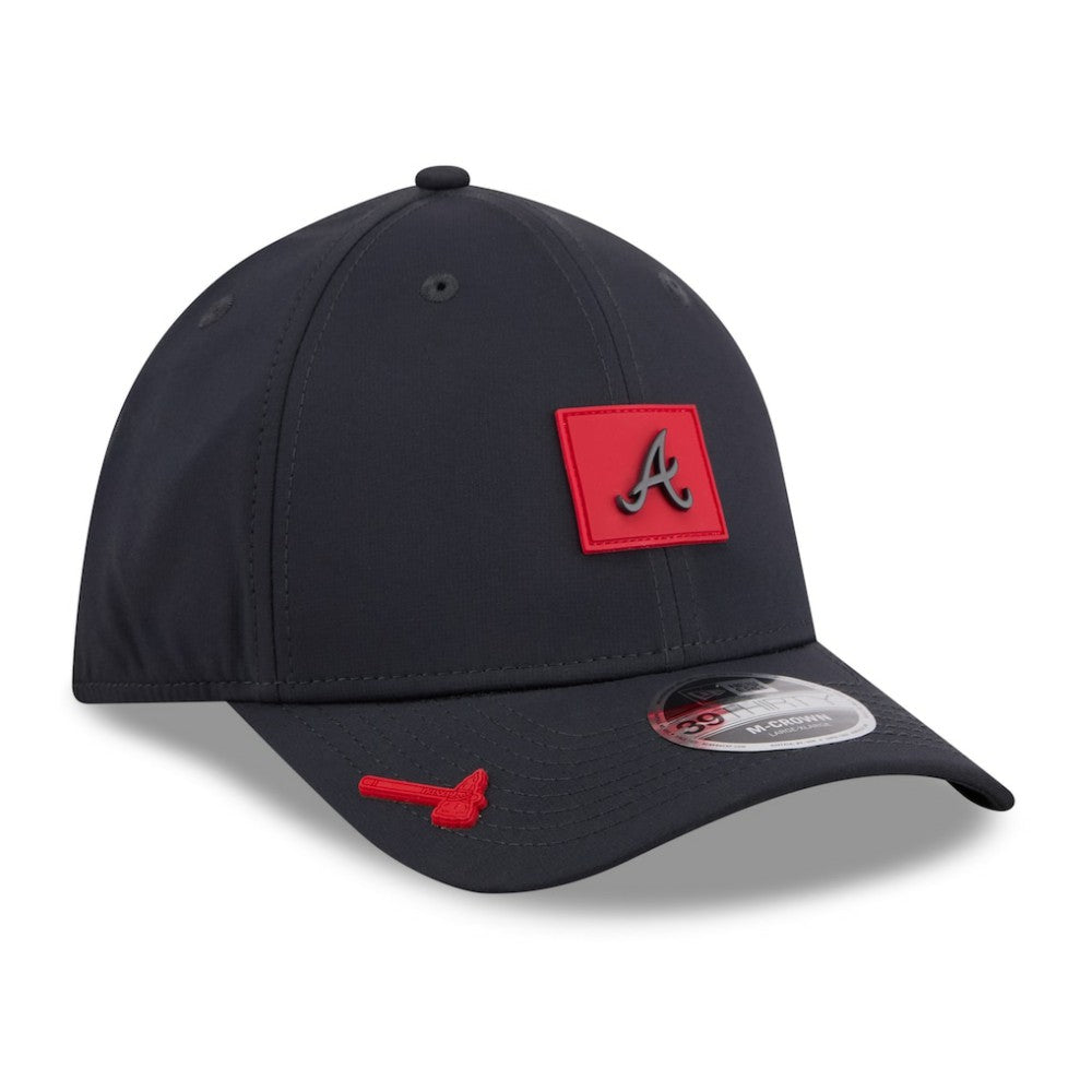 Atlanta Braves 2026 Clubhouse M-Crown 39THIRTY Flex Hat - Navy | New Era