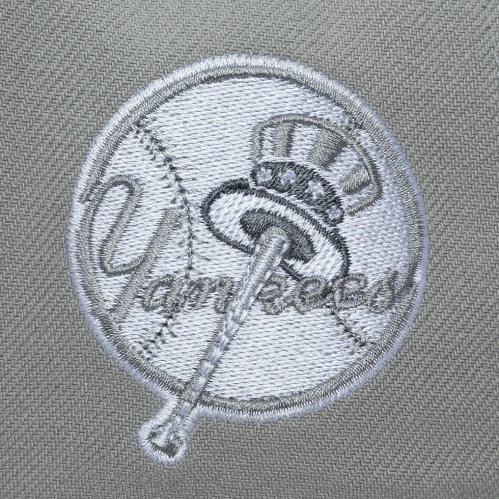 New York Yankees Thunderstorm Head Coach Pro-Crown Adjustable Hat - Gray | Mitchell & Ness