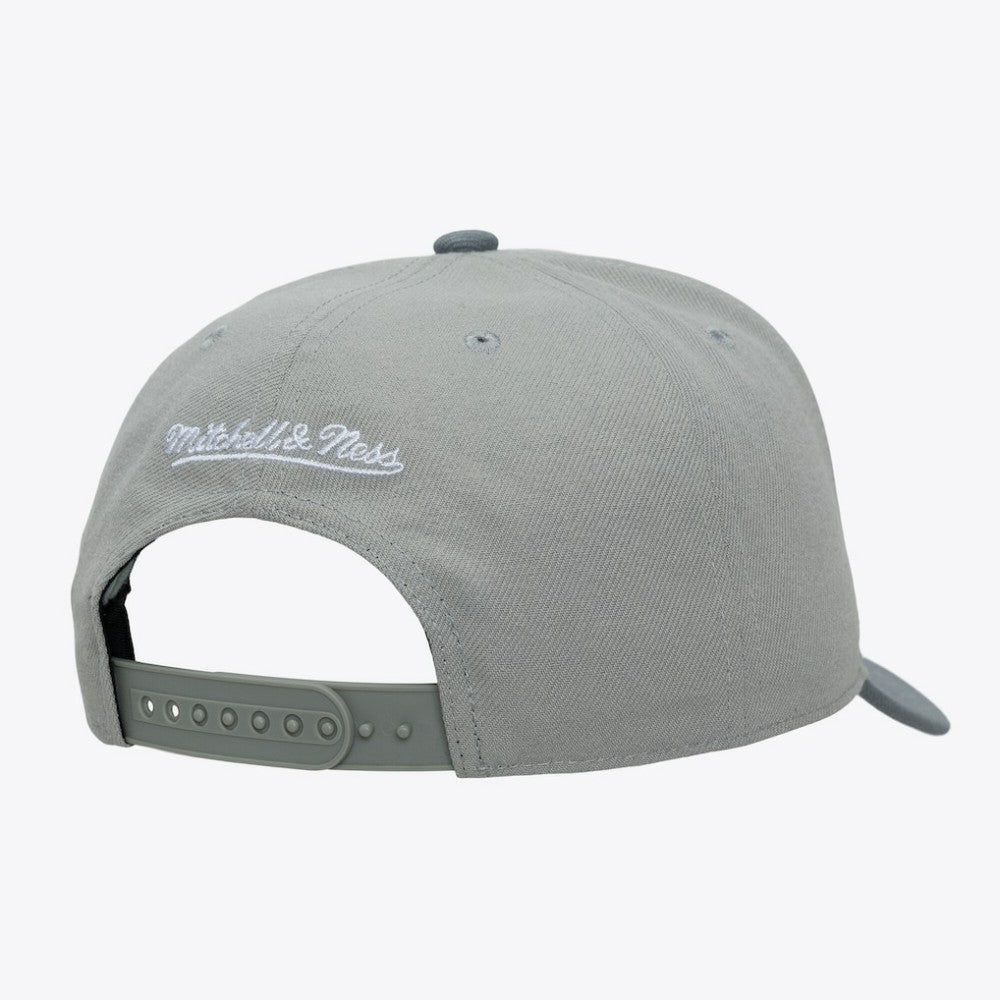 Chicago White Sox Thunderstorm Head Coach Pro-Crown Adjustable Hat - Gray | Mitchell & Ness
