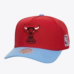 Chicago Bulls Legendary Home Pro Pinch Snapback Hat - Red | Mitchell & Ness sale
