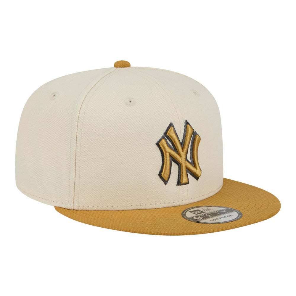 New York Yankees 2-Tone Color Pack 9FIFTY Snapback Hat - Light Beige/Khaki | New Era